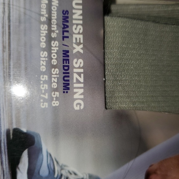 BRAND NEW Snuggie's compression socks - Picture 3 of 3